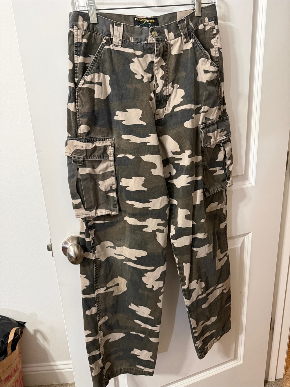 Canyon Guide Men's Camouflage Cargo Pants - Green & Beige 32/32